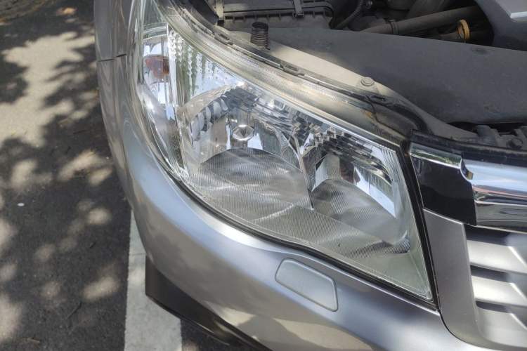 Used Subaru Forester 2011 2.5XS Automatic Deluxe Navigation Edition Right Front Headlight
