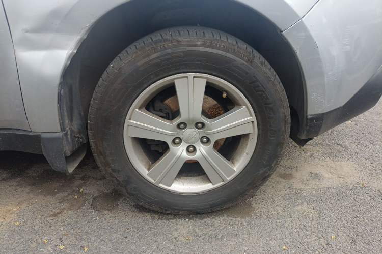 Used Subaru Forester 2011 2.0 XS Manual Luxury Edition Right Front Wheel Hub
