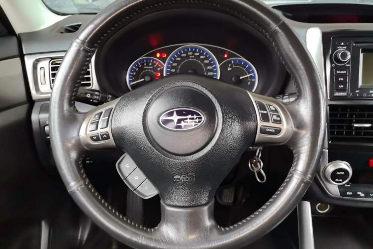Used Subaru Forester 2011 2.5XS Automatic Luxury Edition Steering Wheel