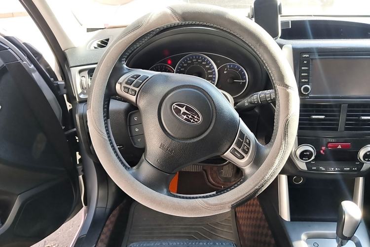 Used Subaru Forester 2011 2.5XS Automatic Luxury Edition Steering Wheel