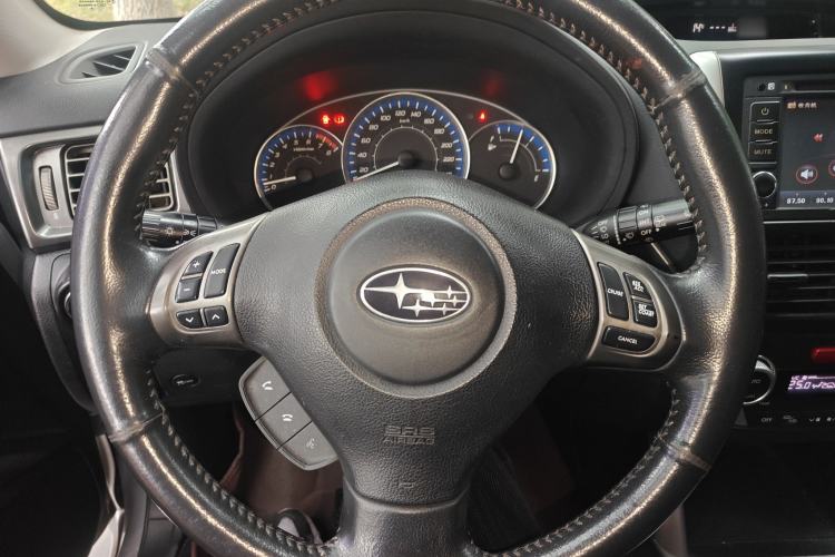 Used Subaru Forester 2011 2.5XS Automatic Luxury Edition Steering Wheel
