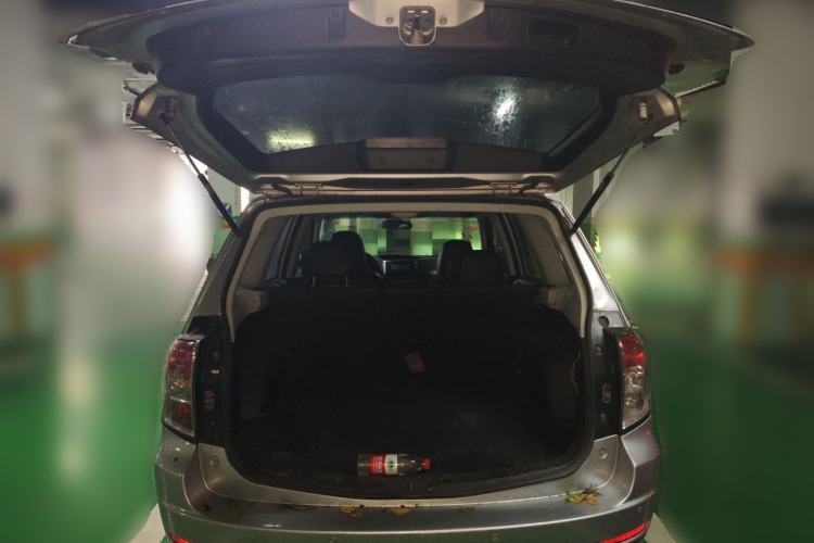 Used Subaru Forester 2011 2.0 XS Automatic Luxury Edition Trunk