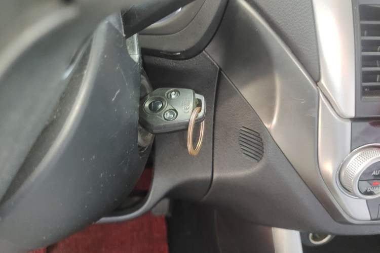 Used Subaru Forester 2011 2.5XS Automatic Deluxe Navigation Edition Vehicle Key