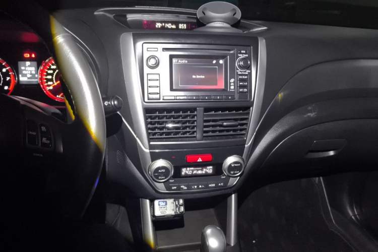Used Subaru Forester 2011 2.5T S-EDITION Automatic Luxury Edition Audio And AC Panel