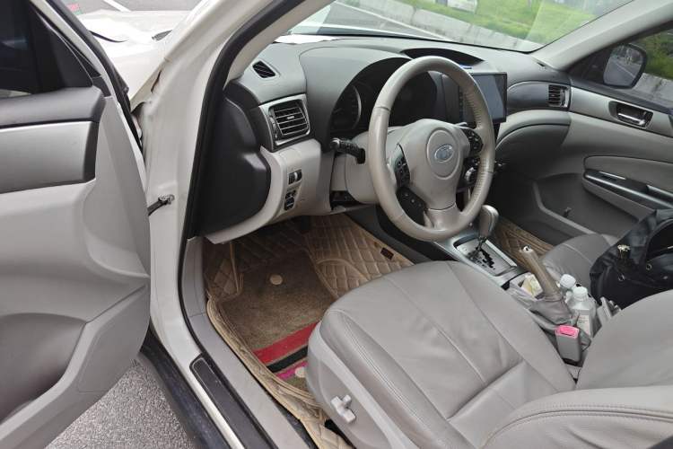 Used Subaru Forester 2011 2.0 XS Automatic Luxury Edition Driver Seat