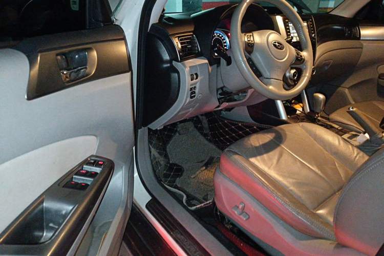Used Subaru Forester 2011 2.5XS Automatic Luxury Edition Driver Seat