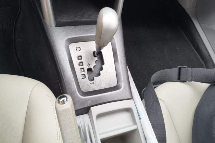 Used Subaru Forester 2011 2.0 XS Automatic Luxury Edition Gear Lever