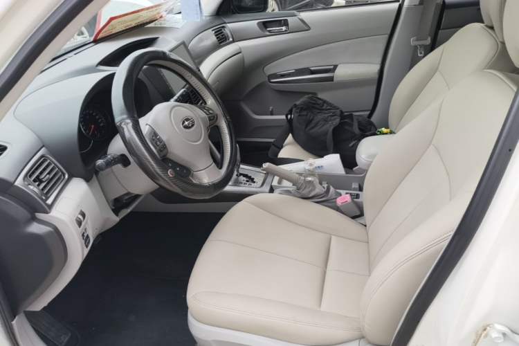 Used Subaru Forester 2011 2.0 XS Automatic Luxury Edition Left Front Seat