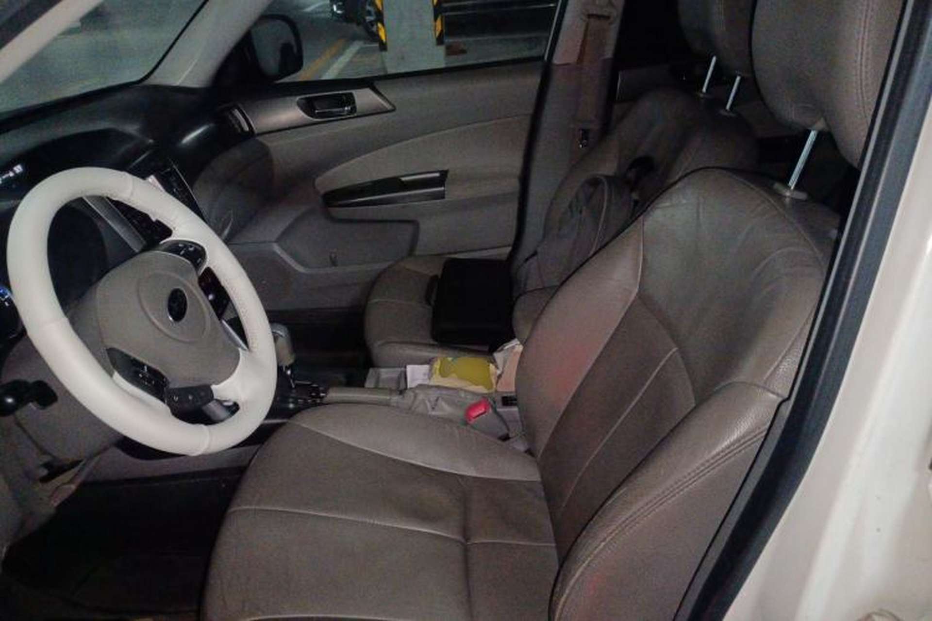Used Subaru Forester 2011 2.5XS Automatic Luxury Edition Left Front Seat