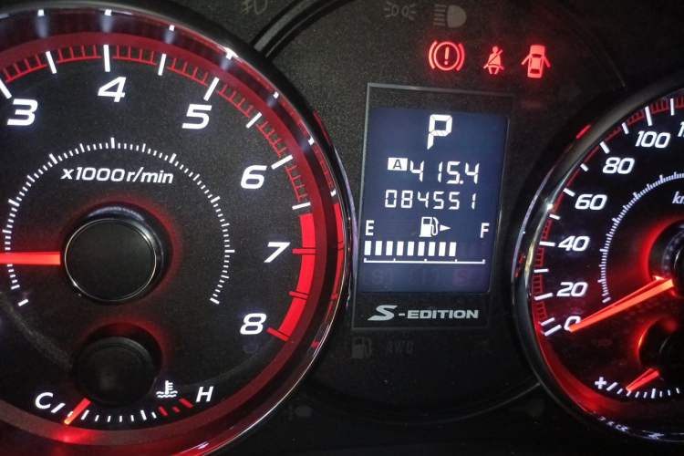 Used Subaru Forester 2011 2.5T S-EDITION Automatic Luxury Edition Odometer Close Up