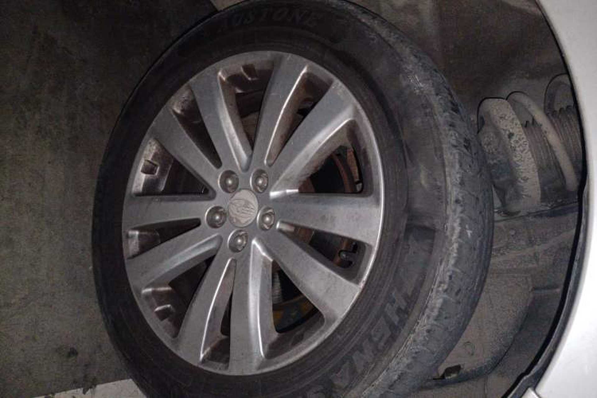 Used Subaru Forester 2011 2.5XS Automatic Luxury Edition Right Front Wheel Hub