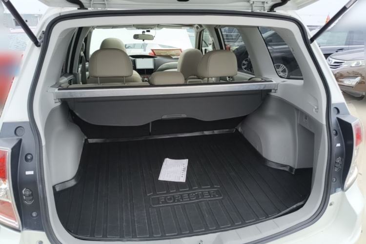 Used Subaru Forester 2011 2.0 XS Automatic Luxury Edition Trunk