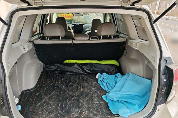 Used Subaru Forester 2011 2.0 XS Automatic Luxury Edition Trunk