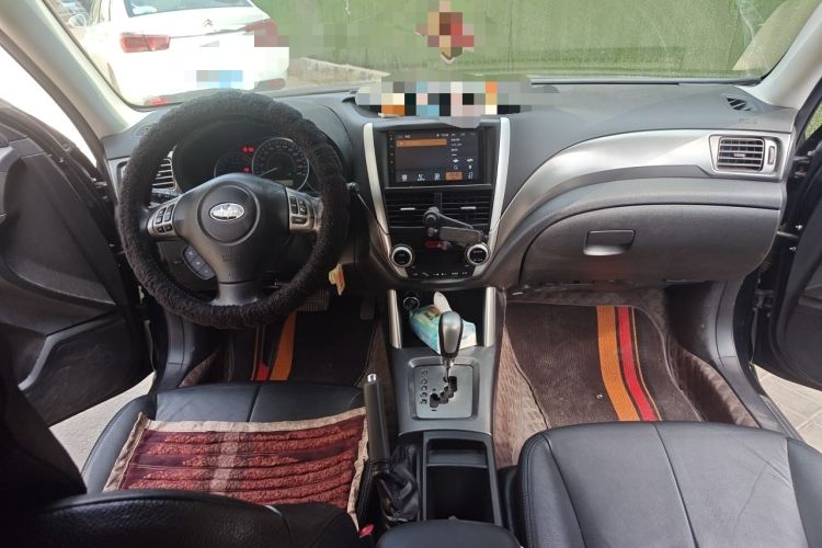 Used Subaru Forester 2012 Classic 2.5XS Automatic Luxury Edition Center Console