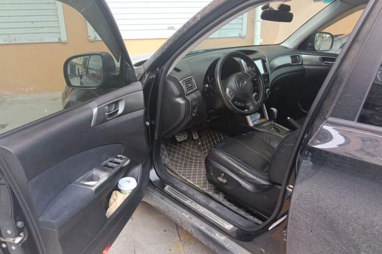 Used Subaru Forester 2012 Classic 2.5XS Automatic Luxury Edition Driver Seat