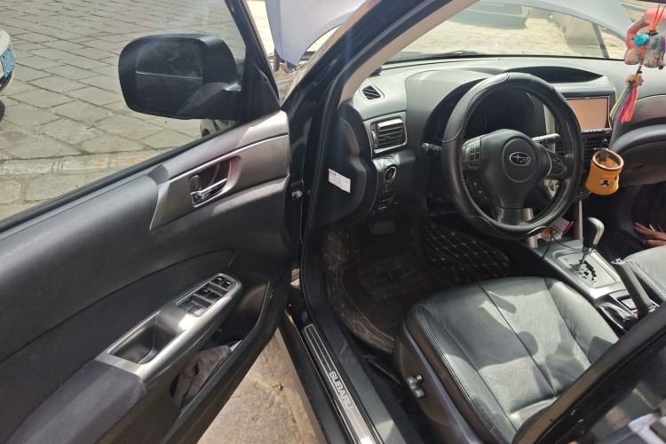Used Subaru Forester 2012 2.5XS 15th Anniversary Deluxe Edition Driver Seat