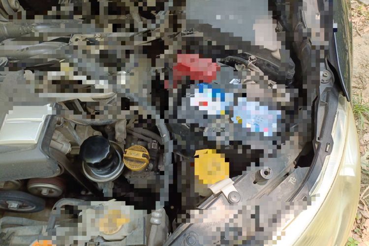 Used Subaru Forester 2012 2.5XS 15th Anniversary Sport Edition Engine Bay Left