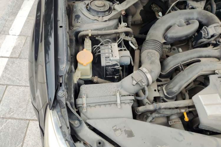 Used Subaru Forester 2012 2.5XS 15th Anniversary Deluxe Edition Engine Bay Right