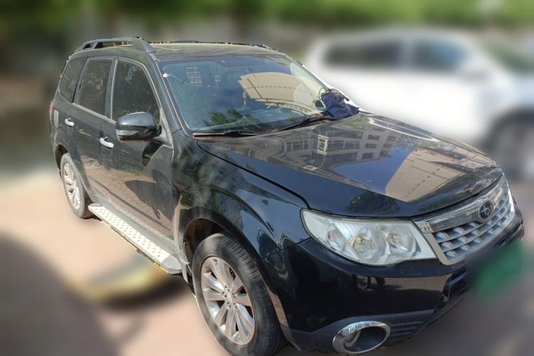 Used Subaru Forester 2012 Classic 2.5XS Automatic Luxury Edition Front Right 45 Deg
