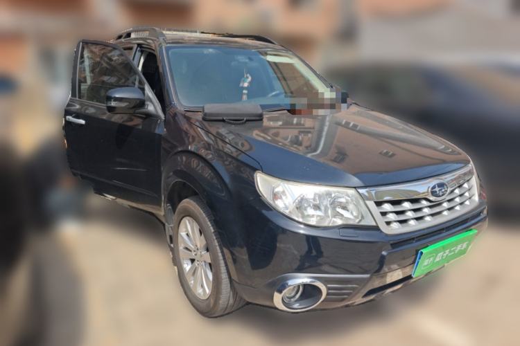 Used Subaru Forester 2012 2.5XS 15th Anniversary Deluxe Edition Front Right 45 Deg