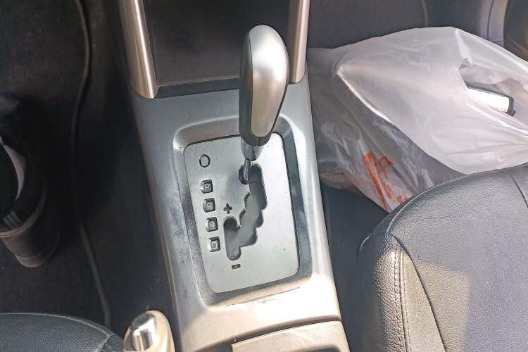 Used Subaru Forester 2012 Classic 2.5XS Automatic Luxury Edition Gear Lever