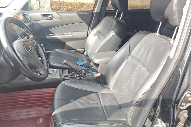 Used Subaru Forester 2012 Classic 2.5XS Automatic Luxury Edition Left Front Seat