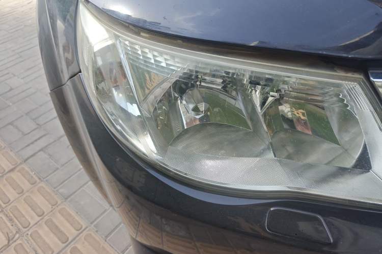 Used Subaru Forester 2012 Classic 2.5XS Automatic Luxury Edition Right Front Headlight