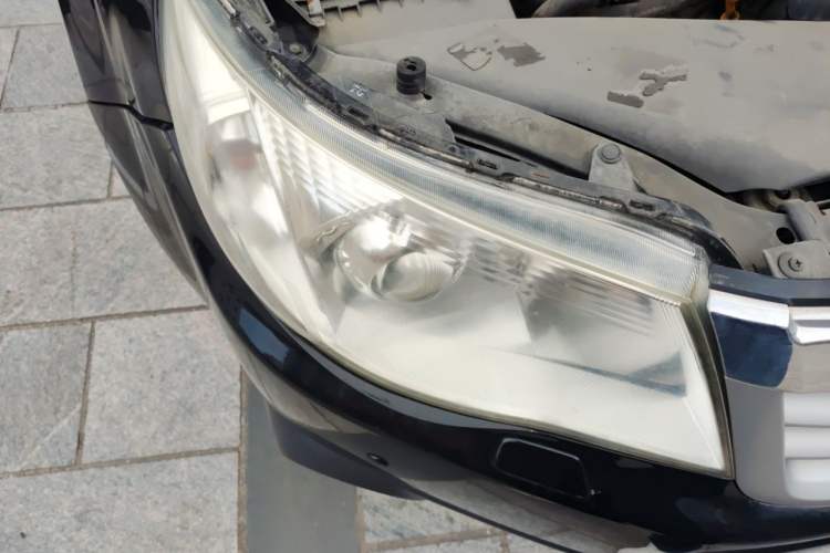 Used Subaru Forester 2012 2.5XS 15th Anniversary Deluxe Edition Right Front Headlight
