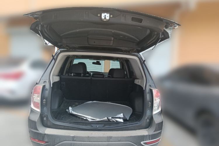 Used Subaru Forester 2012 Classic 2.5XS Automatic Luxury Edition Trunk