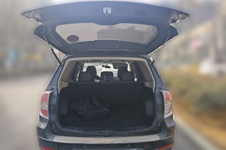 Used Subaru Forester 2012 Classic 2.5XS Automatic Luxury Edition Trunk