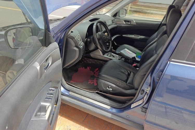 Used Subaru Forester 2012 Classic 2.5XS Automatic Deluxe Navigation Edition Driver Seat