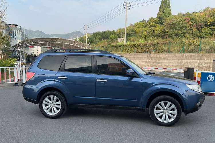 Used Subaru Forester 2012 Classic 2.5XS Automatic Luxury Edition Exterior 3