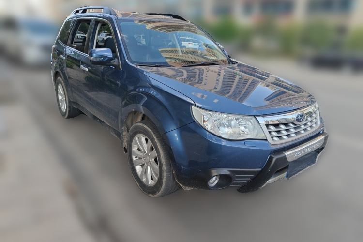 Used Subaru Forester 2012 Classic 2.5XS Automatic Luxury Edition Front Right 45 Deg