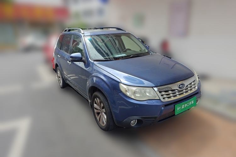 Used Subaru Forester 2012 Classic 2.5XS Automatic Deluxe Navigation Edition Front Right 45 Deg
