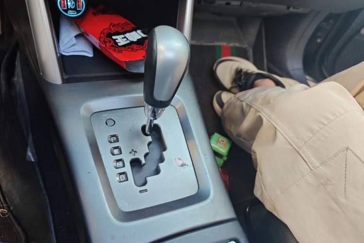 Used Subaru Forester 2012 Classic 2.5XS Automatic Luxury Edition Gear Lever