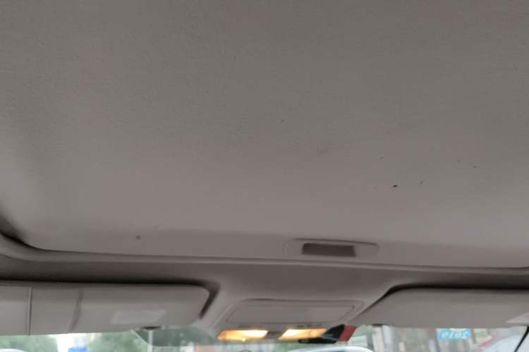 Used Subaru Forester 2012 Classic 2.5XS Automatic Deluxe Navigation Edition Headliner