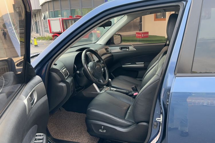 Used Subaru Forester 2012 Classic 2.5XS Automatic Luxury Edition Interior 1
