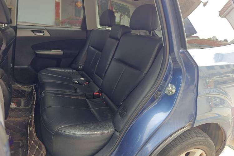 Used Subaru Forester 2012 Classic 2.5XS Automatic Deluxe Navigation Edition Left Rear Seat