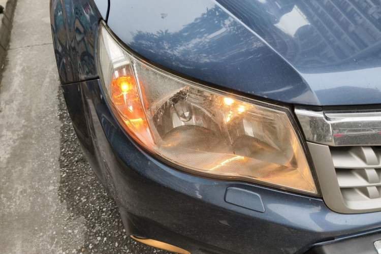 Used Subaru Forester 2012 Classic 2.5XS Automatic Deluxe Navigation Edition Right Front Headlight