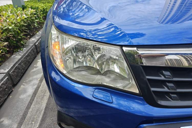 Used Subaru Forester 2012 Classic 2.5XS Automatic Sport Edition Right Front Headlight