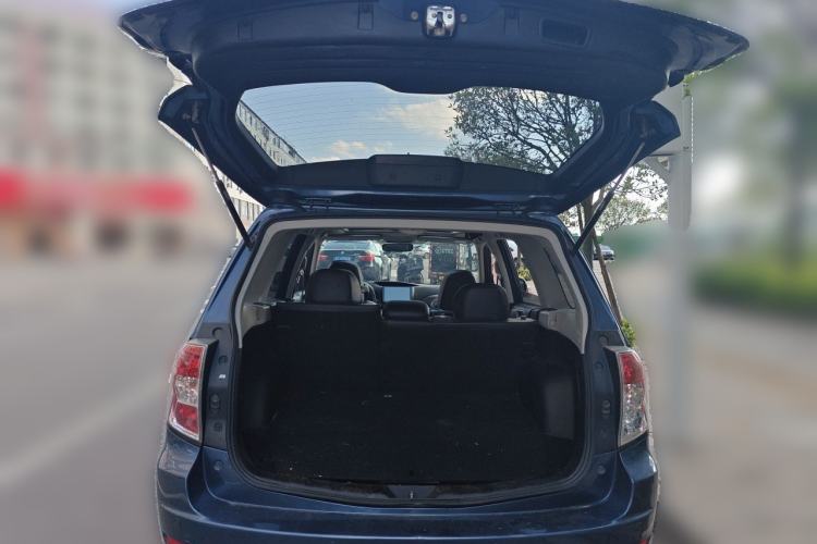 Used Subaru Forester 2012 Classic 2.5XS Automatic Luxury Edition Trunk
