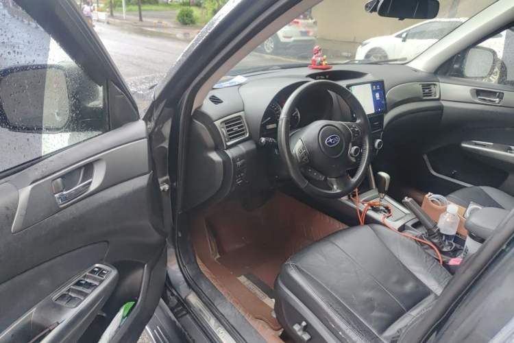 Used Subaru Forester 2012 Classic 2.5XS Automatic Luxury Edition Driver Seat