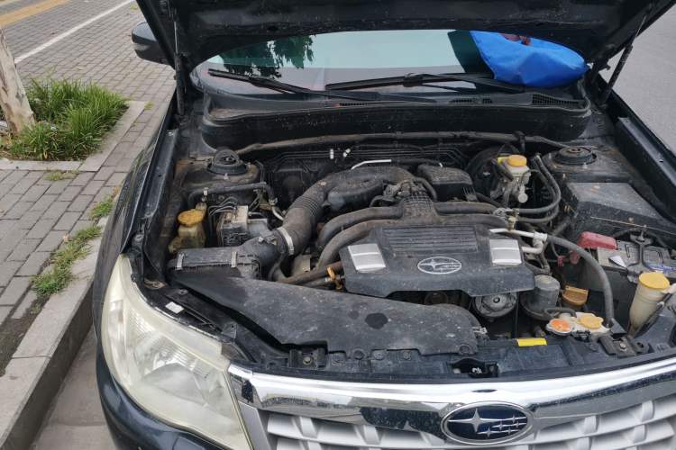 Used Subaru Forester 2012 2.5XS 15th Anniversary Deluxe Edition Engine Bay Right