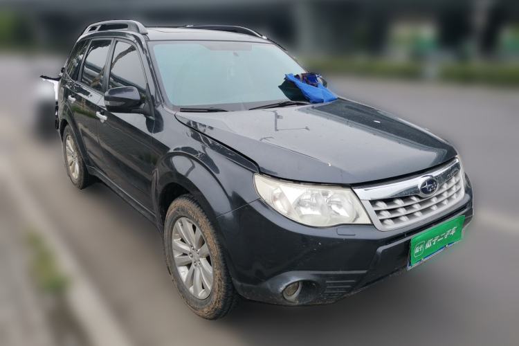 Used Subaru Forester 2012 2.5XS 15th Anniversary Deluxe Edition Front Right 45 Deg