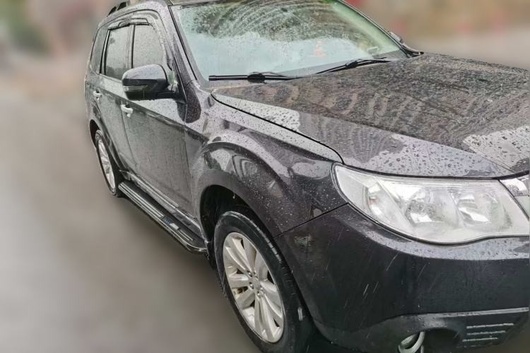 Used Subaru Forester 2012 Classic 2.5XS Automatic Luxury Edition Front Right 45 Deg