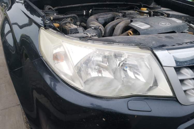 Used Subaru Forester 2012 2.5XS 15th Anniversary Deluxe Edition Right Front Headlight