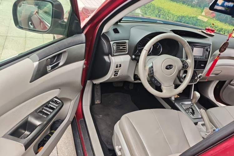 Used Subaru Forester 2012 Classic 2.5XS Automatic Luxury Edition Driver Seat
