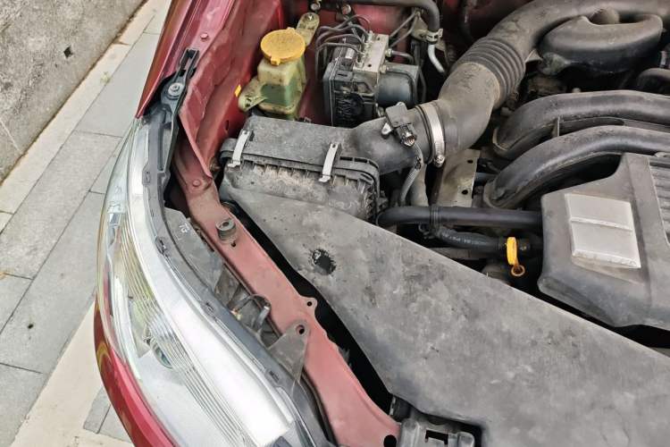 Used Subaru Forester 2012 Classic 2.5XS Automatic Luxury Edition Engine Bay Right