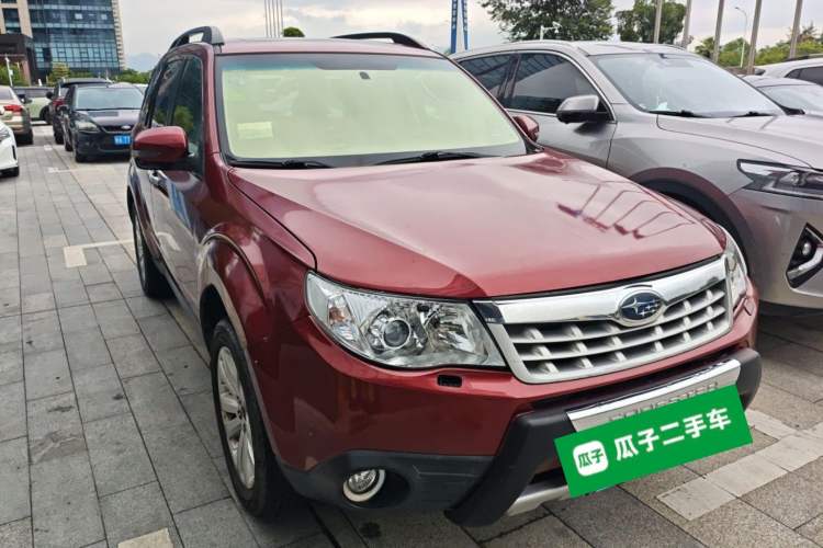 Used Subaru Forester 2012 Classic 2.5XS Automatic Luxury Edition Front Right 45 Deg