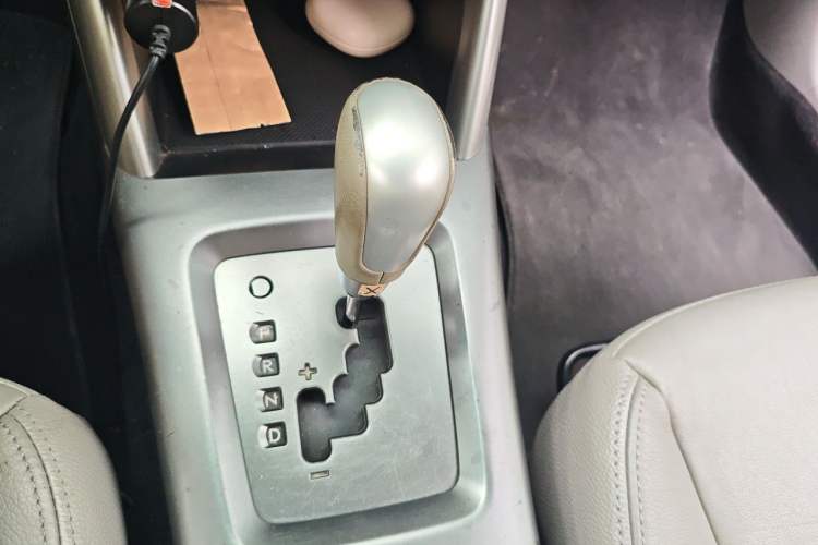 Used Subaru Forester 2012 Classic 2.5XS Automatic Luxury Edition Gear Lever
